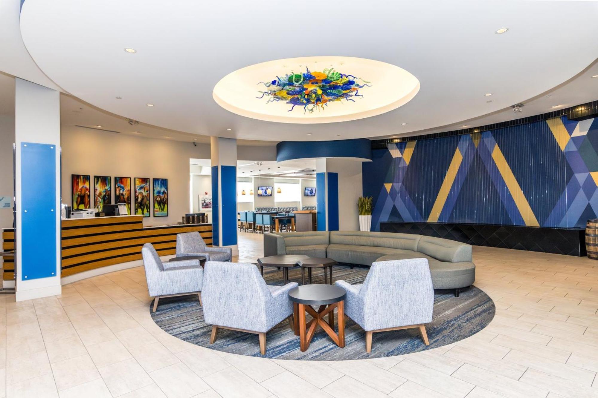 Holiday Inn Express & Suites Downtown Louisville By Ihg Экстерьер фото